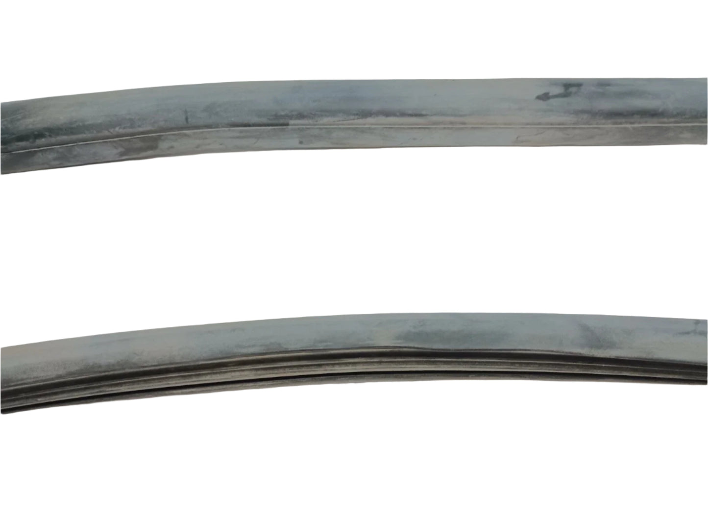 Lamborghini Diablo windscreen gasket seal 009418103