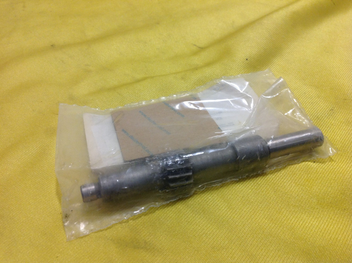 New OEM 1983-1986 Medium Duty Truck Tooth Speedometer Driven Gear, Part # 2096507