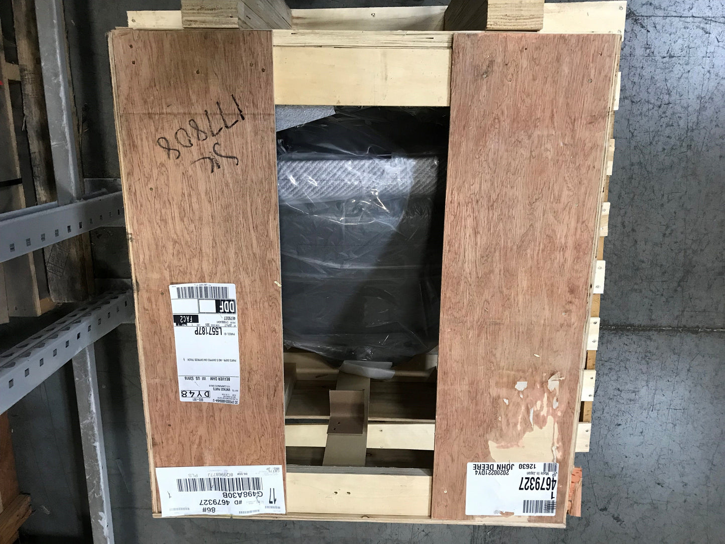 New OEM Genuine John Deere Seat Asm, Part # 4679327