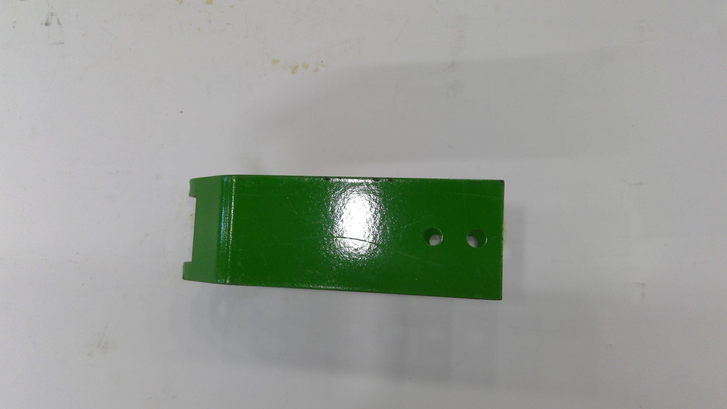 New OEM Genuine John Deere Bracket, Part # A64467