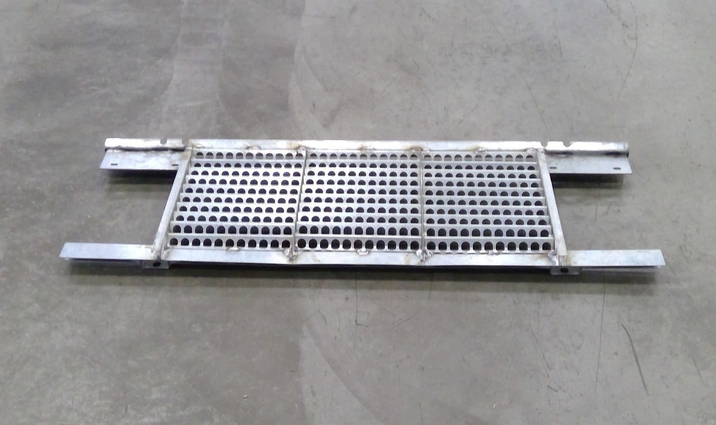 New OEM Genuine John Deere Chaffer, Part # AH130996