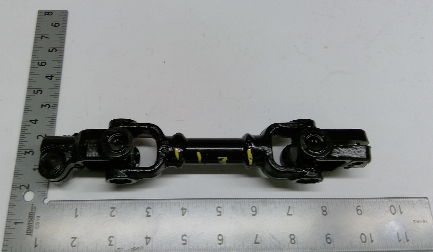 New OEM Genuine John Deere Universal Driveshaft, Part # AM144421