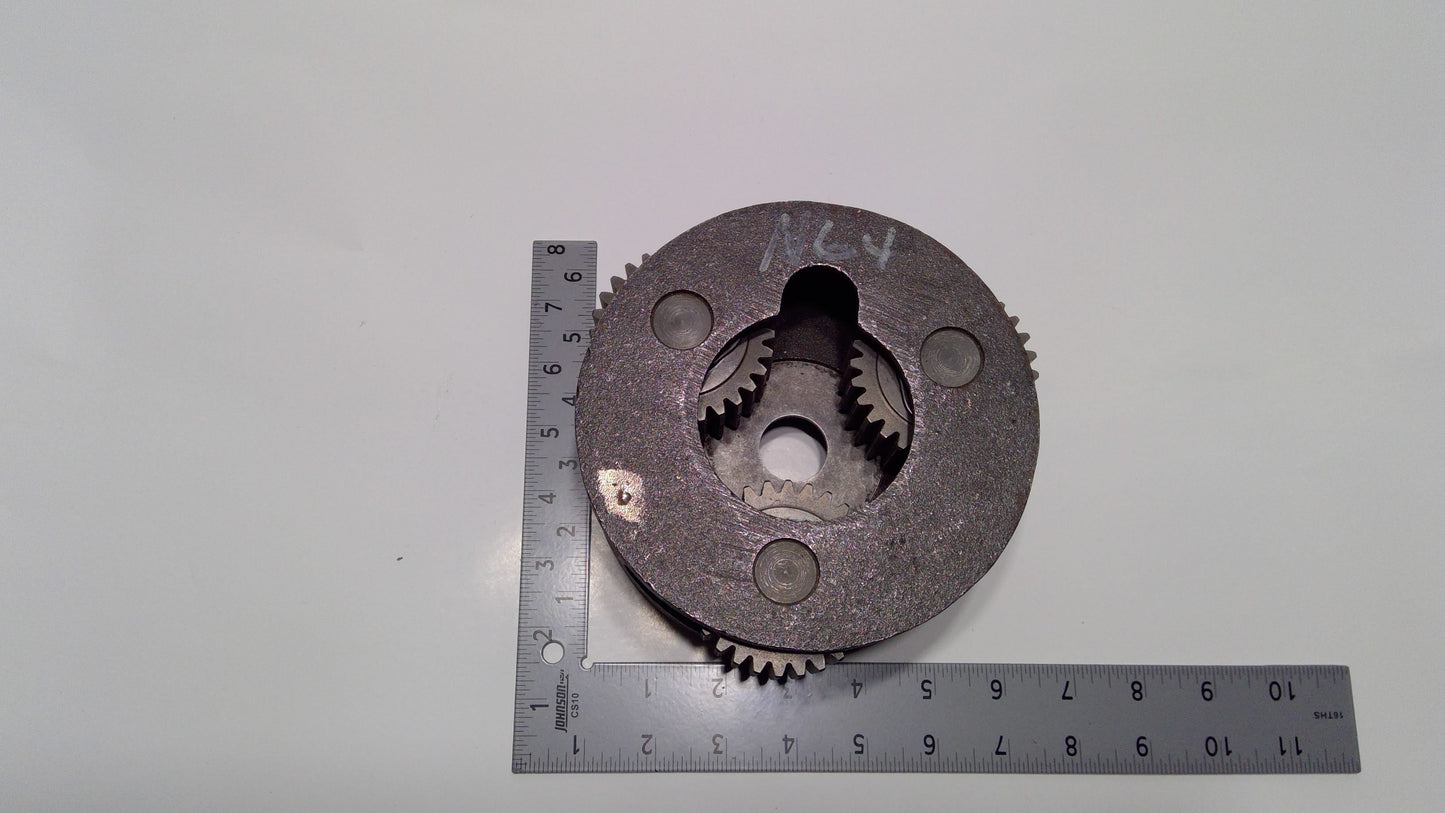 New OEM Genuine John Deere Planet Pinion Carrier, Part # AN203981