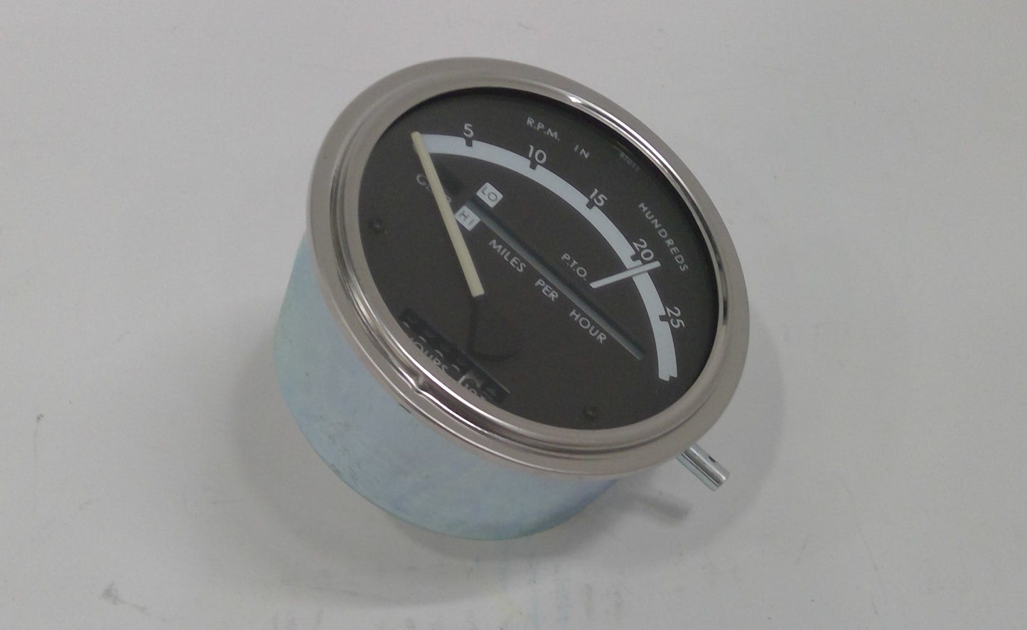 New OEM Genuine John Deere Tachometer, Part # AR70111