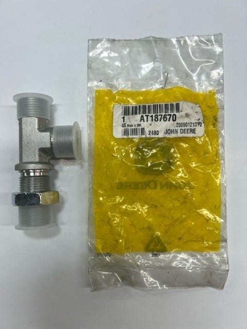 New OEM Genuine John Deere Tee Fitting, Part # AT187670