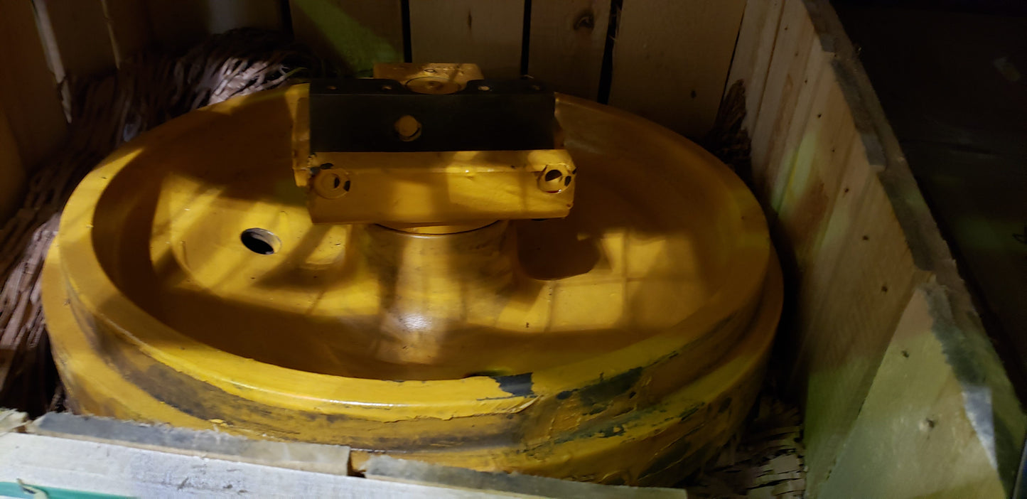 New OEM Genuine John Deere Track Idler, Part # AT316125