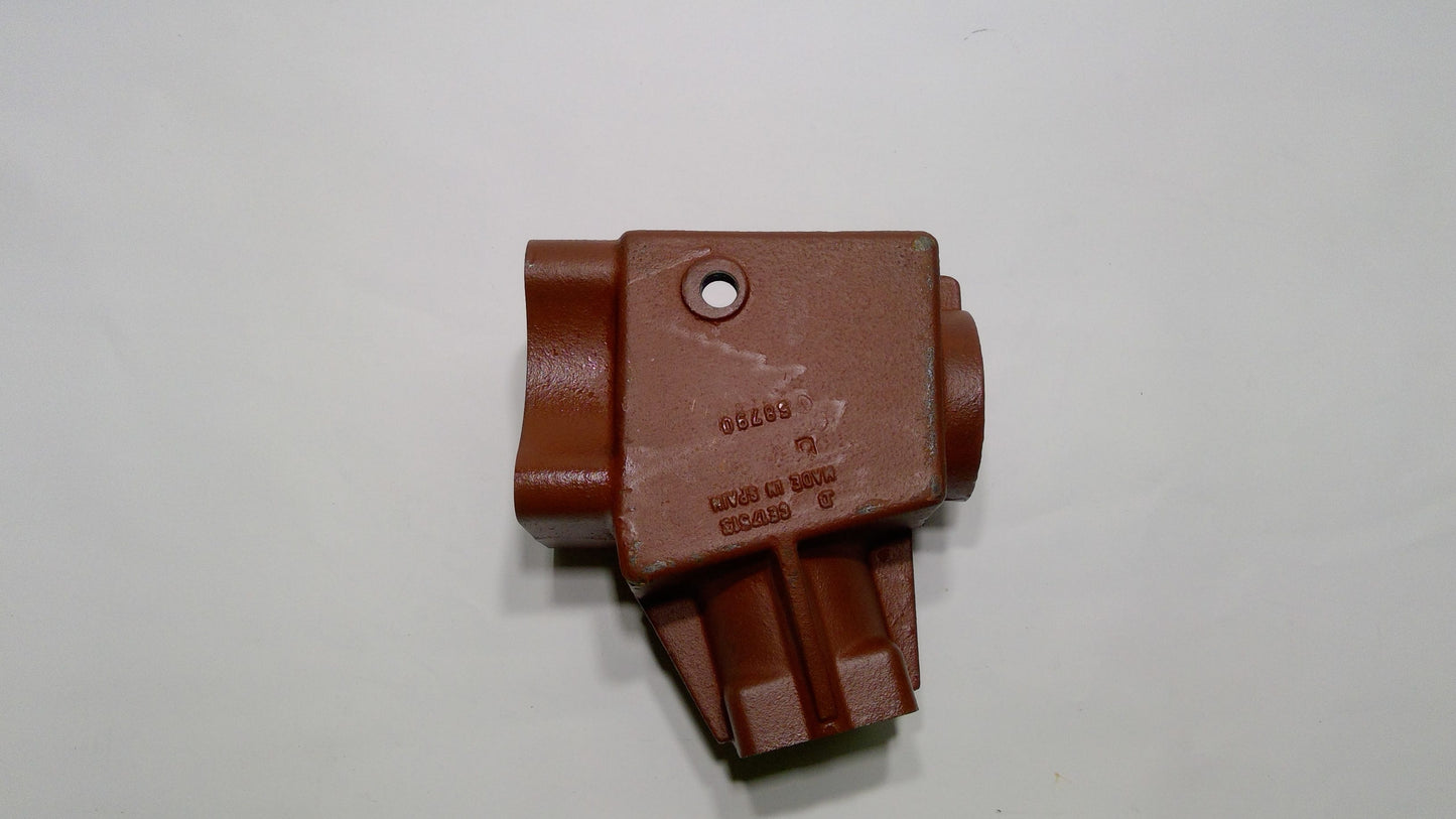 New OEM Genuine John Deere Housing, Part # CE17513
