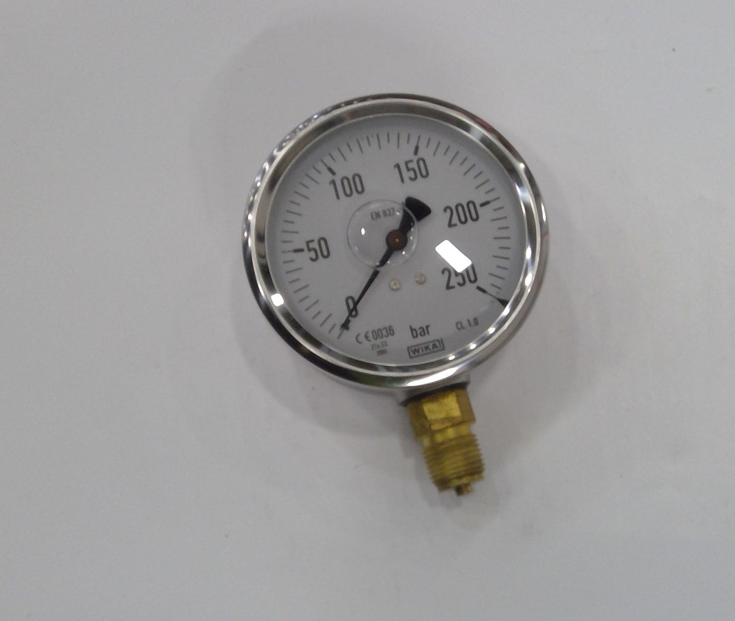 New OEM Genuine John Deere Pressure Gauge, Part # DC201482
