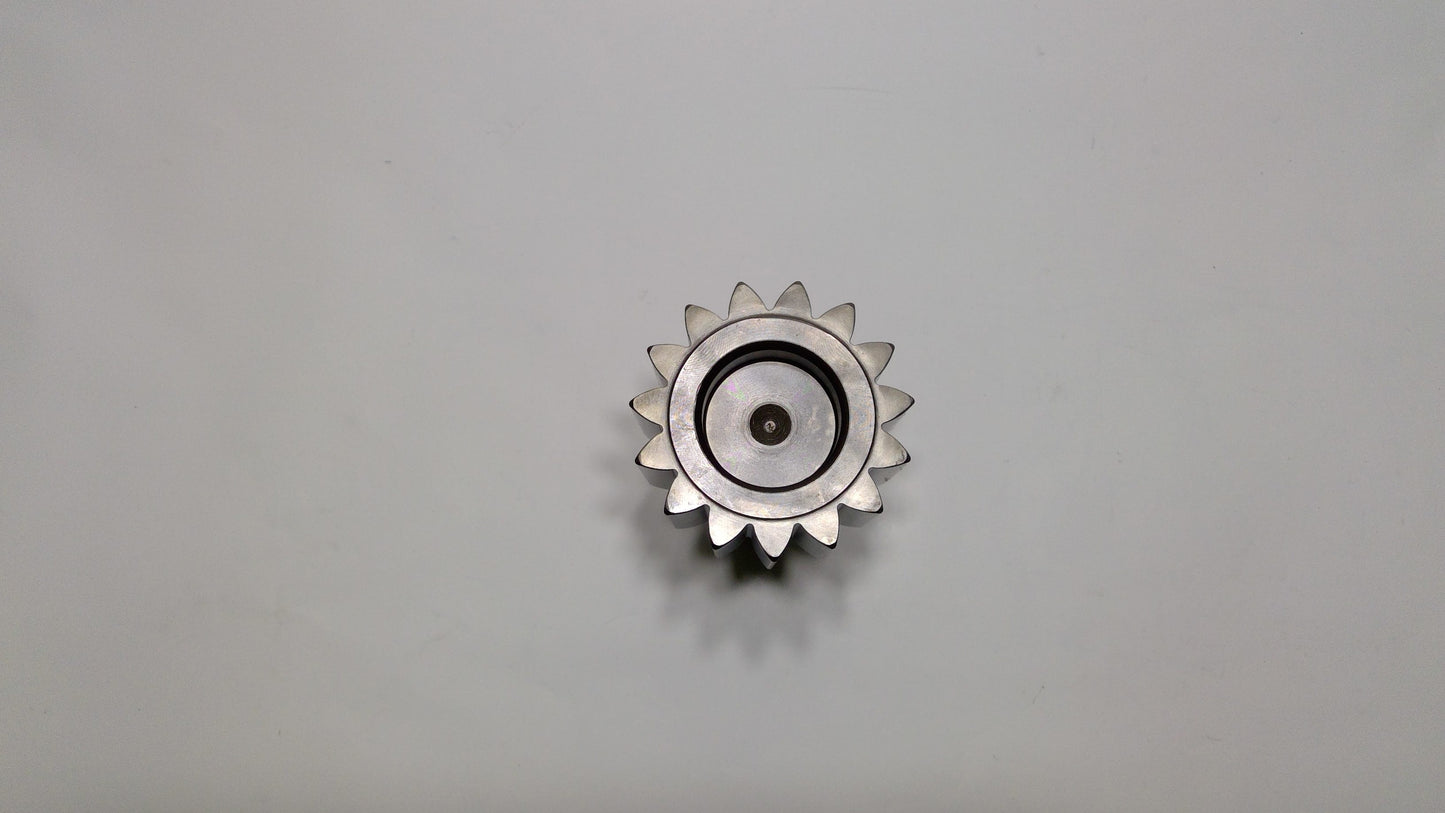 New OEM Genuine John Deere Pinion, Part # H129715