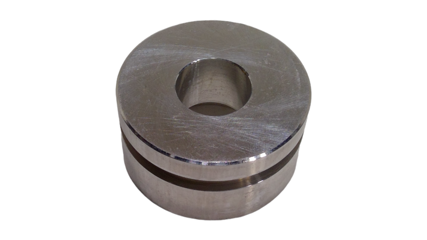 New OEM Genuine John Deere Piston, Part # H168567