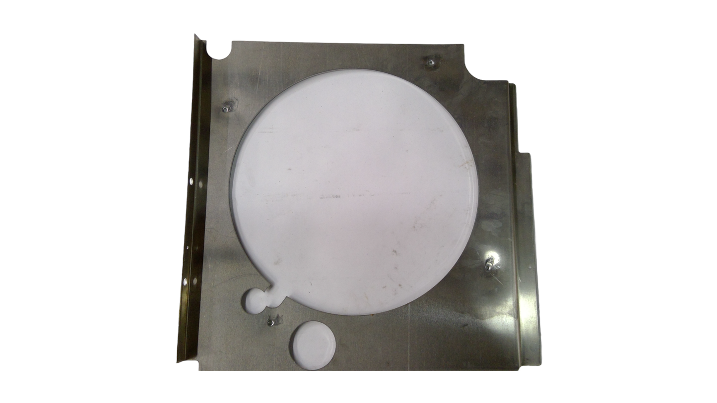 New OEM Genuine John Deere Shroud, Part # M113156