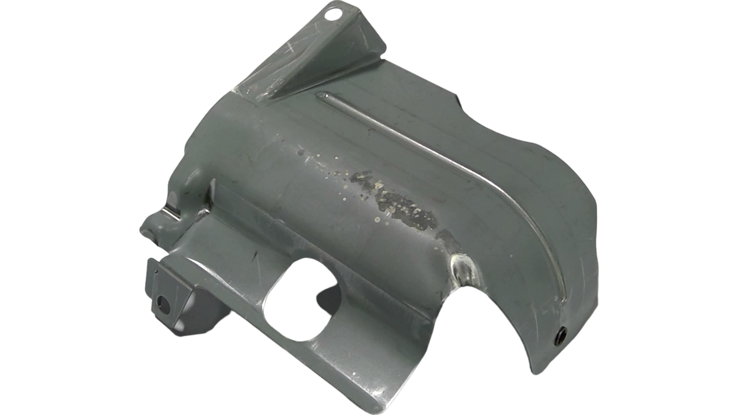 New OEM Genuine John Deere Shroud, Part # M138435