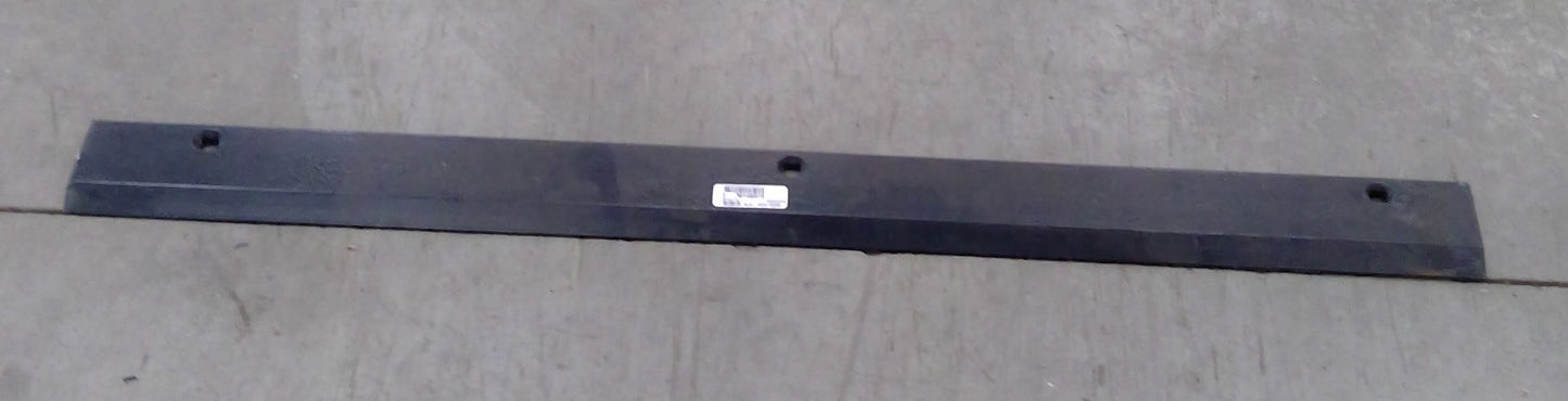 New OEM Genuine John Deere Blade, Part # M146978