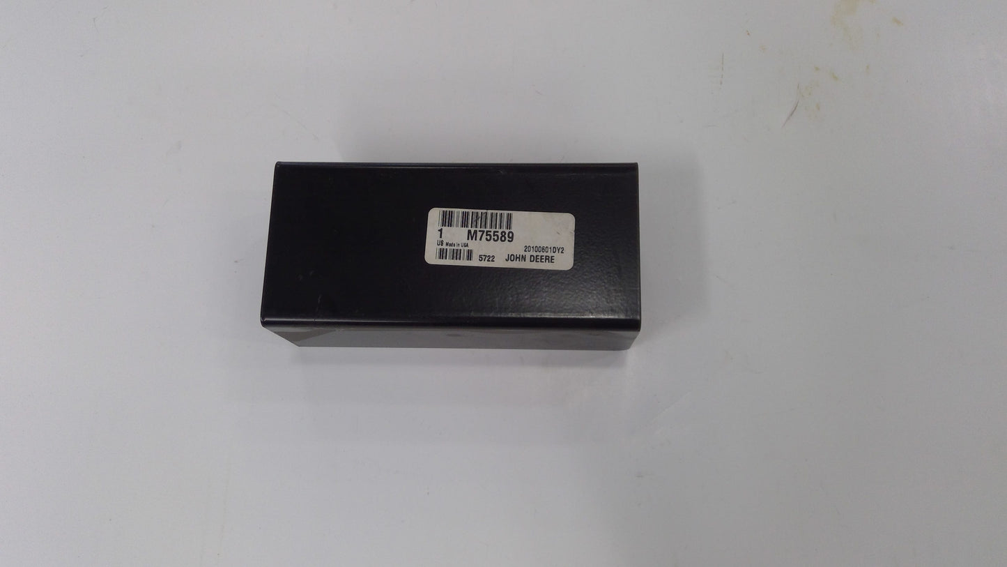New OEM Genuine John Deere Cover, Part # M75589