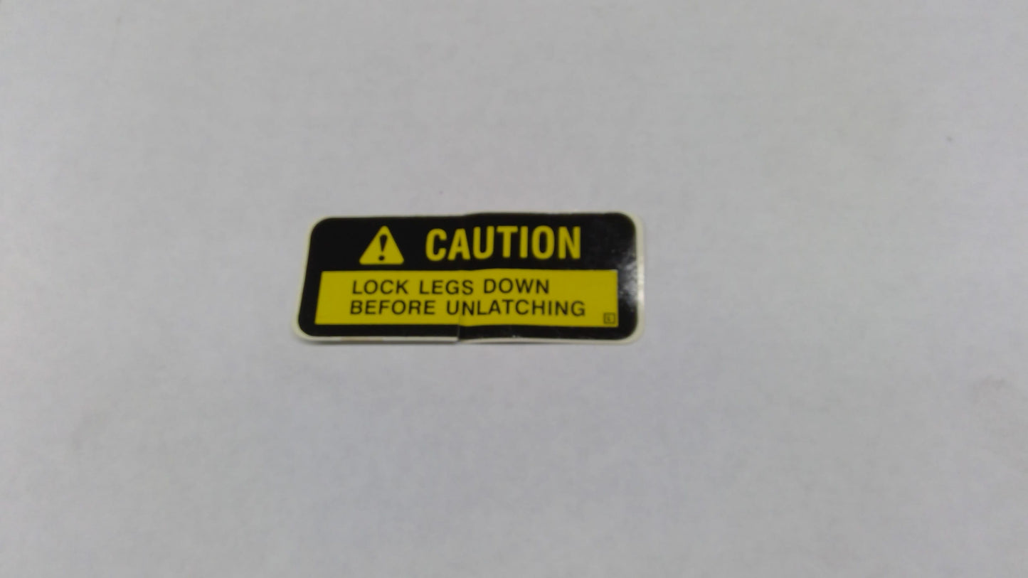 New OEM Genuine John Deere Label, Part # M76353