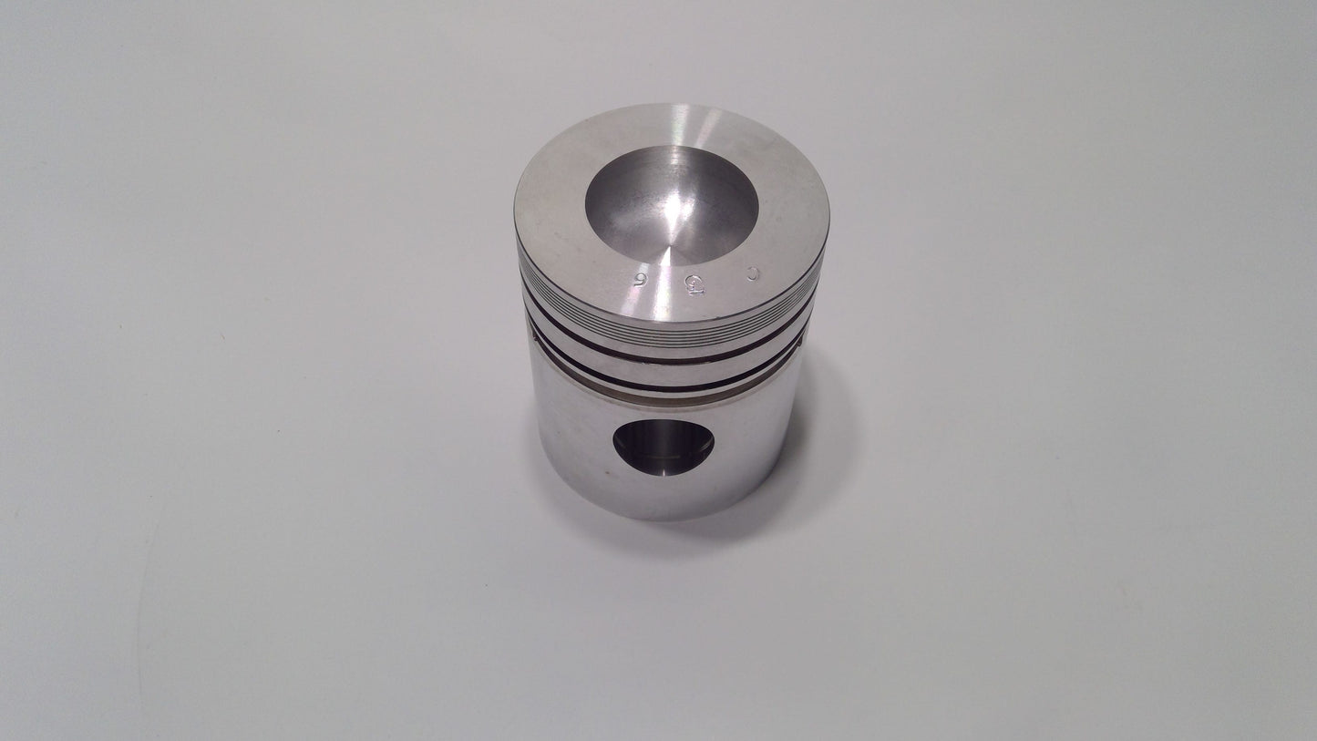 New OEM Genuine John Deere Piston, Part # PE71010003