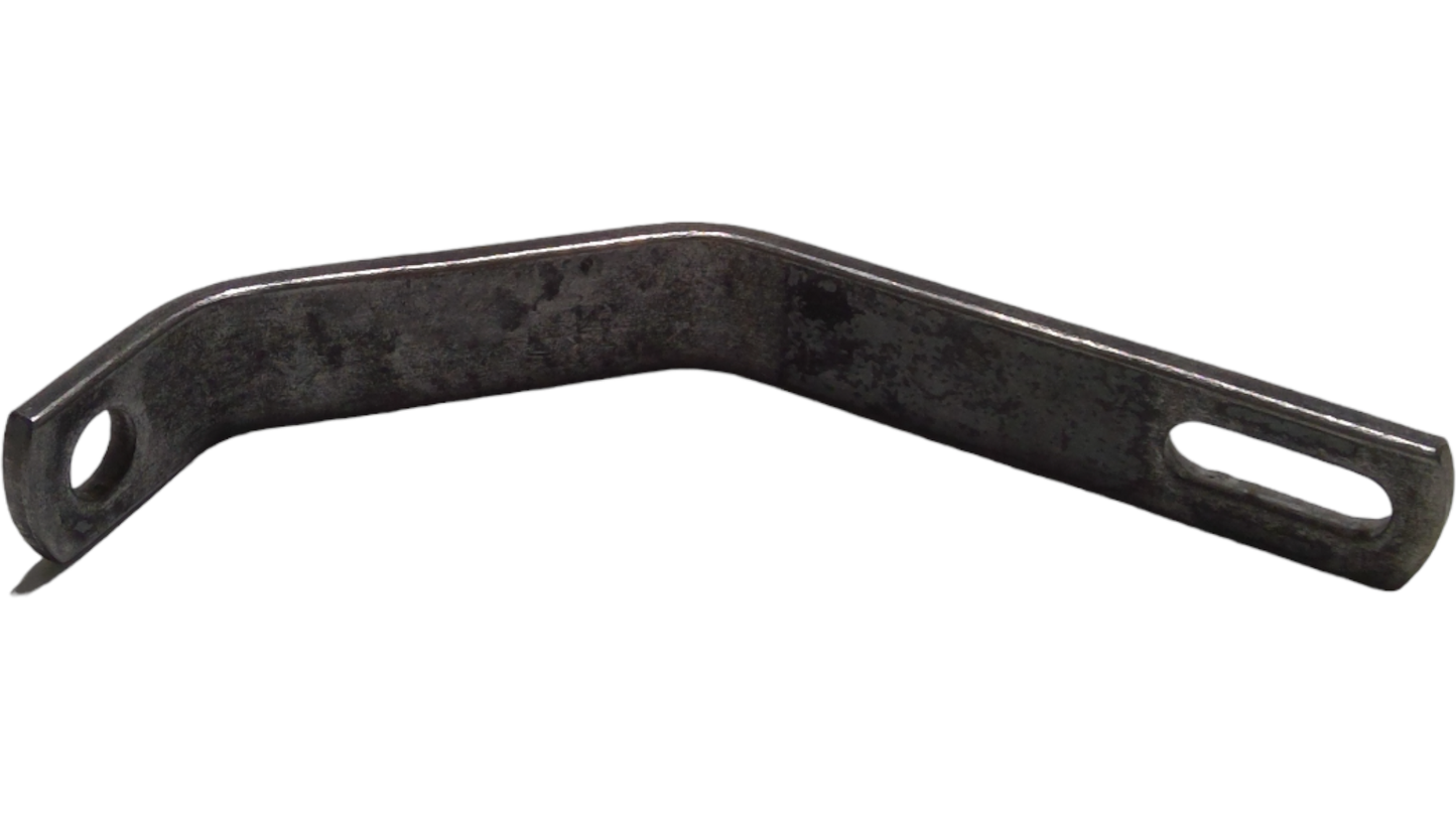 New OEM Genuine John Deere Bracket, Part # R121031