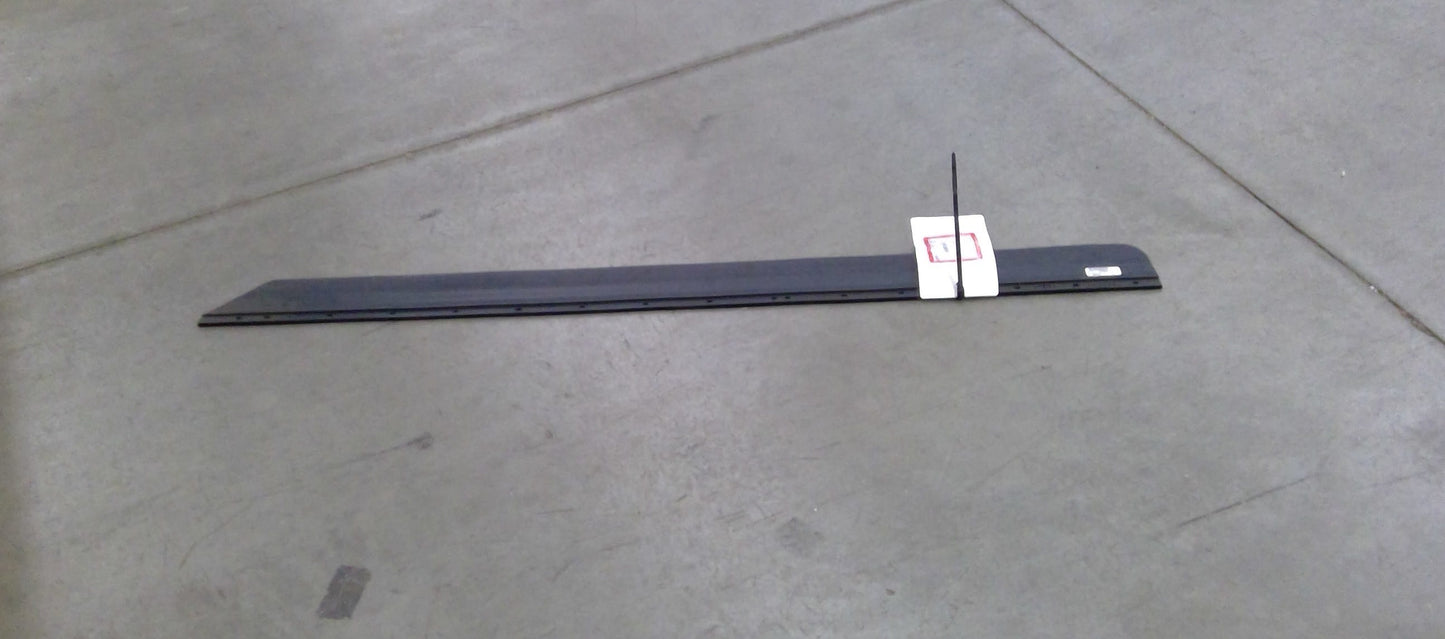 New OEM Genuine John Deere Extension, Part # R122007