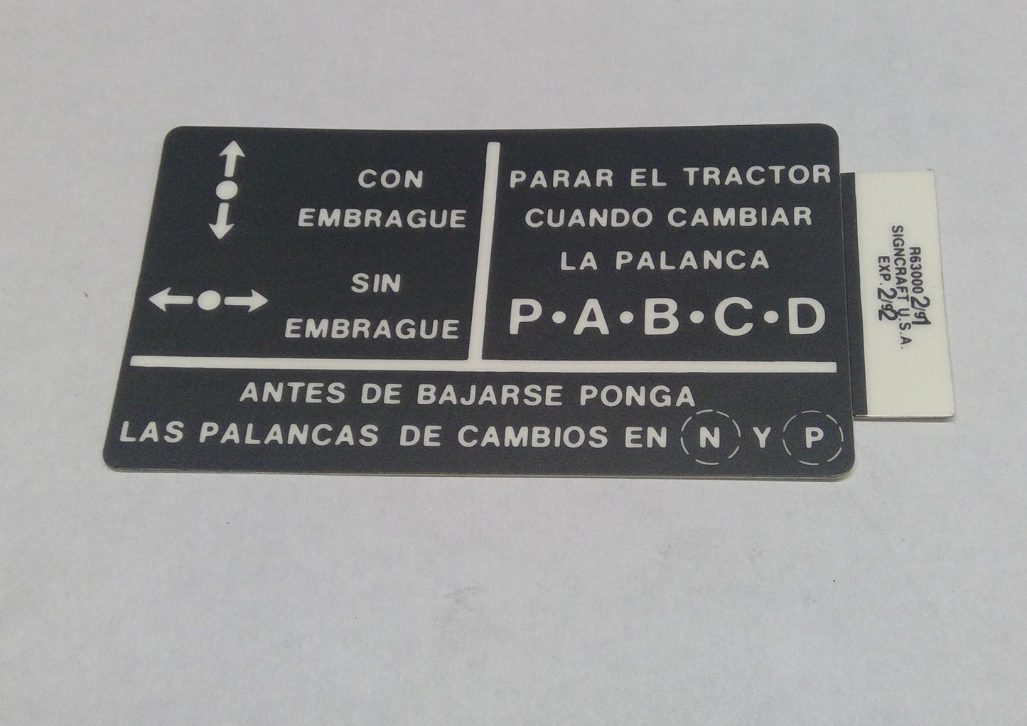 New OEM Genuine John Deere 2Pk Label, Part # R63000