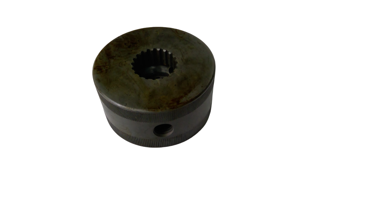 New OEM Genuine John Deere Hub, Part # R95767