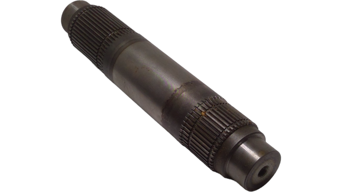 New OEM Genuine John Deere Countershaft, Part # R96679