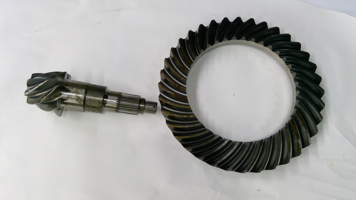New OEM Genuine John Deere Gear Differential Spiral, Part # RE16527