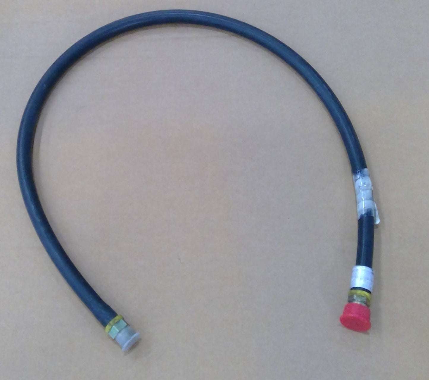New OEM Genuine John Deere Hose, Part # RE68958
