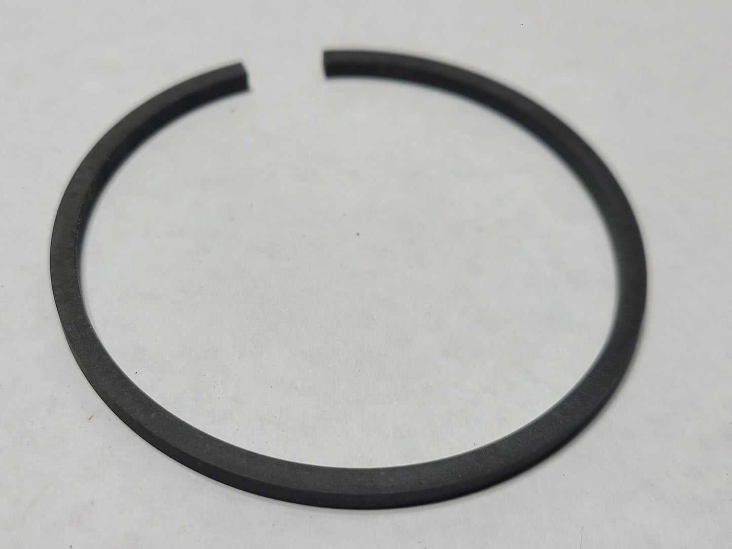 New OEM Genuine John Deere Ring, Part # T18404