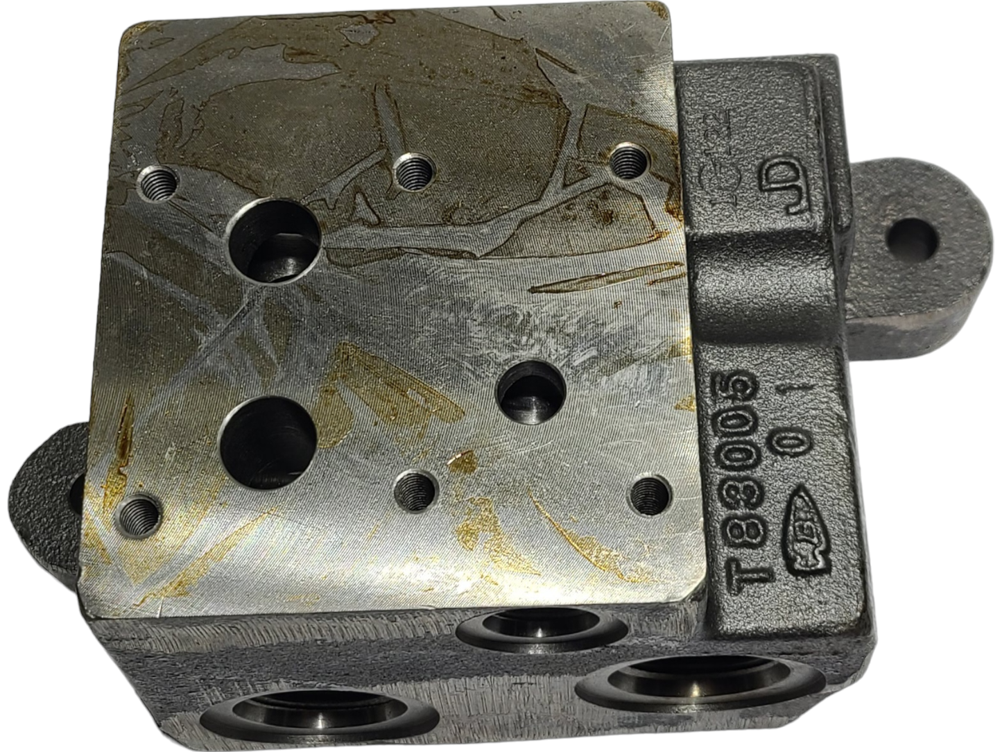 New OEM Genuine John Deere Junction Block, Part # T83005