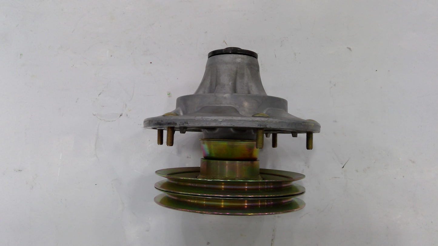 New OEM Genuine John Deere Spindle, Part # TCA14304