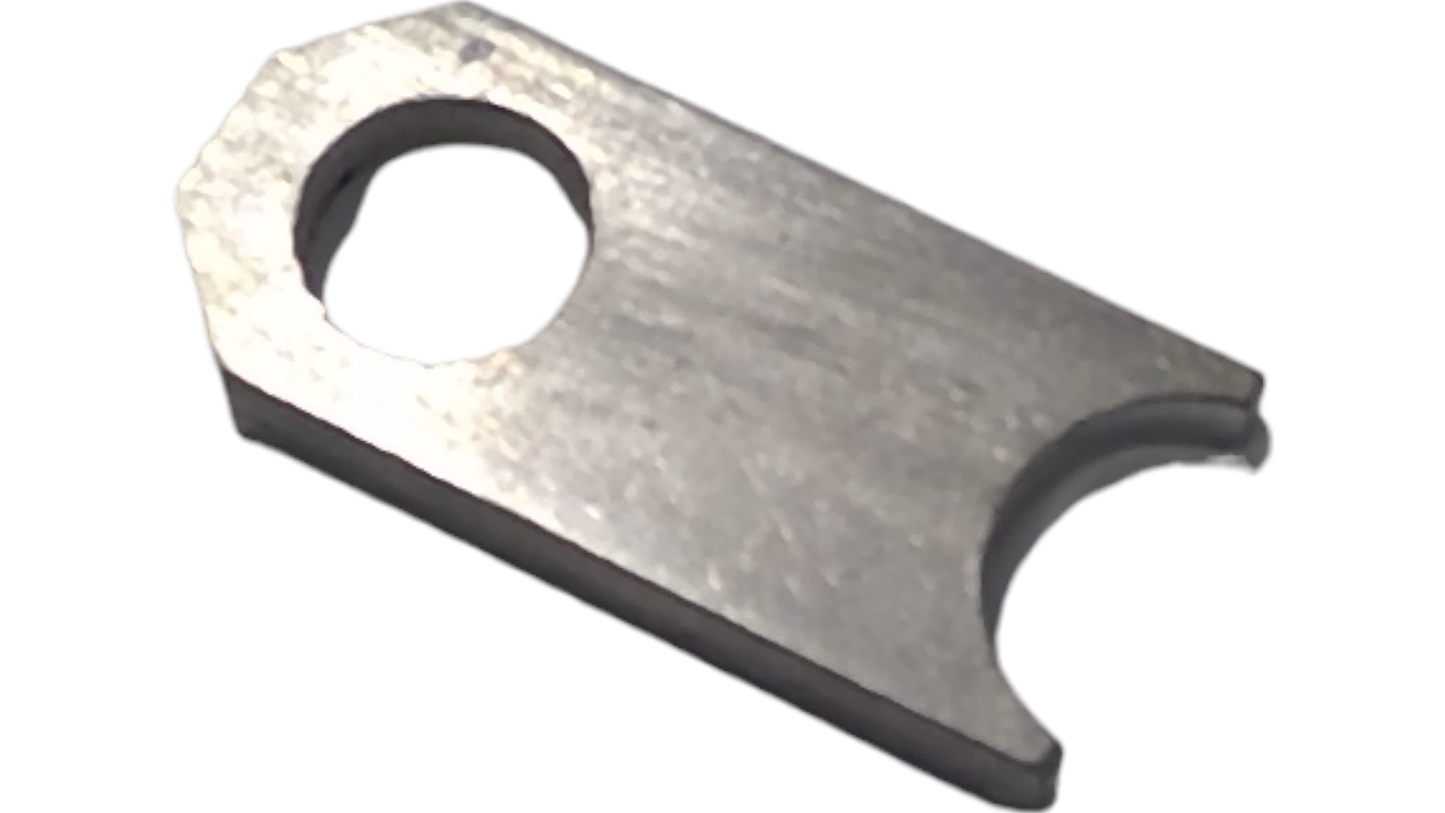 New OEM Genuine John Deere Clip, Part # YZ81338