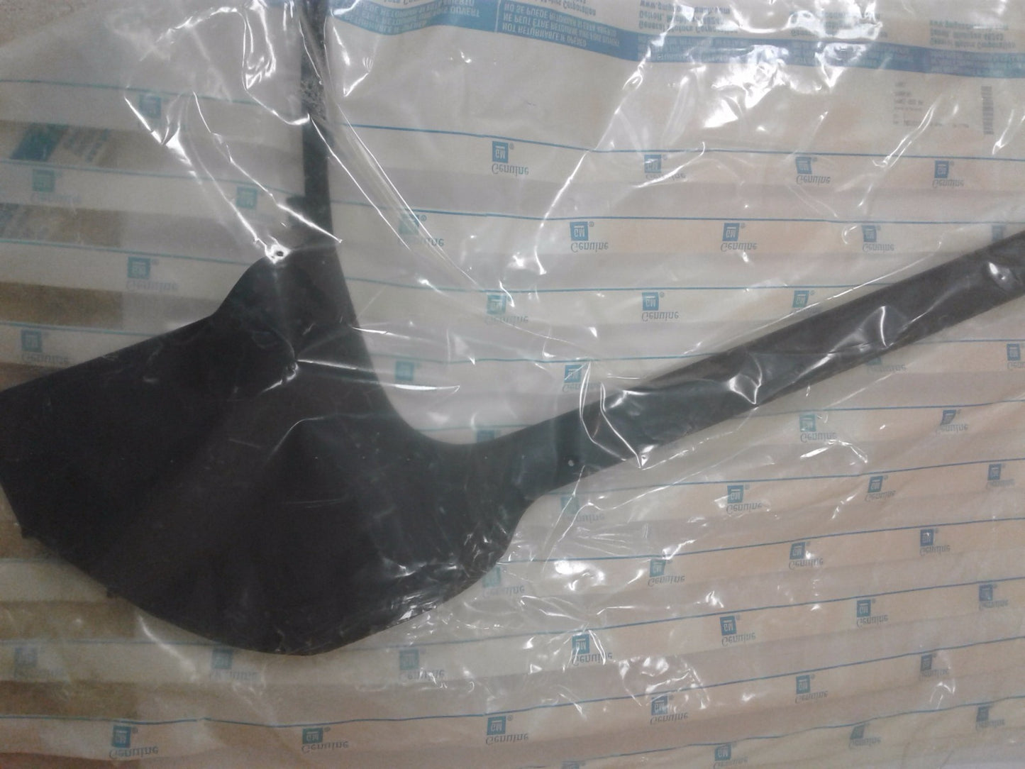 New OEM 1993-2002 Chevrolet Camaro Front Passenger Right Sill Lower Trim Panel, Part # 10272178