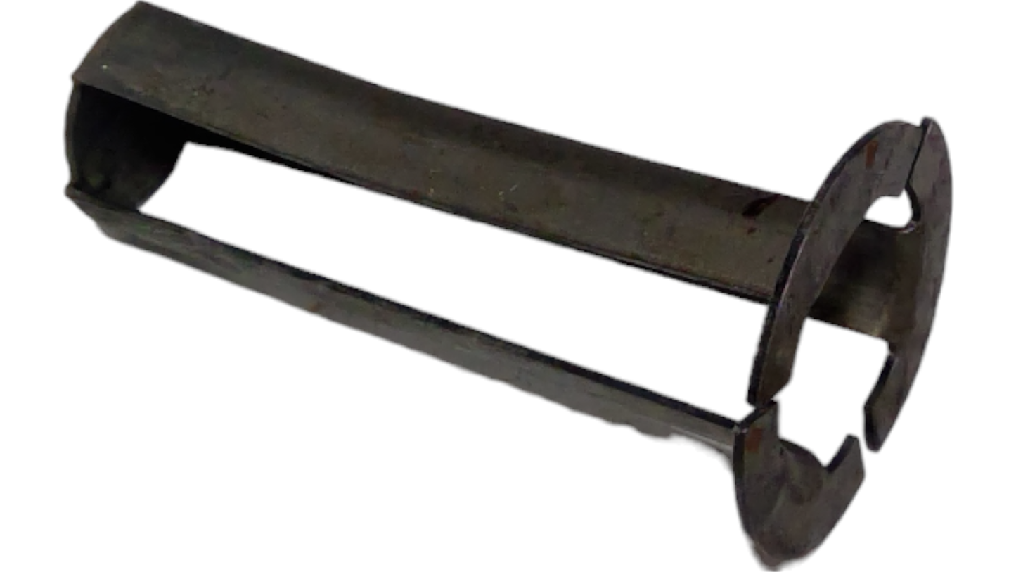 New OEM Genuine CNHi, Retainer - Part # 84237737