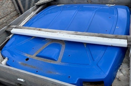 New OEM Genuine CNHi, Roof - Part # 87337960