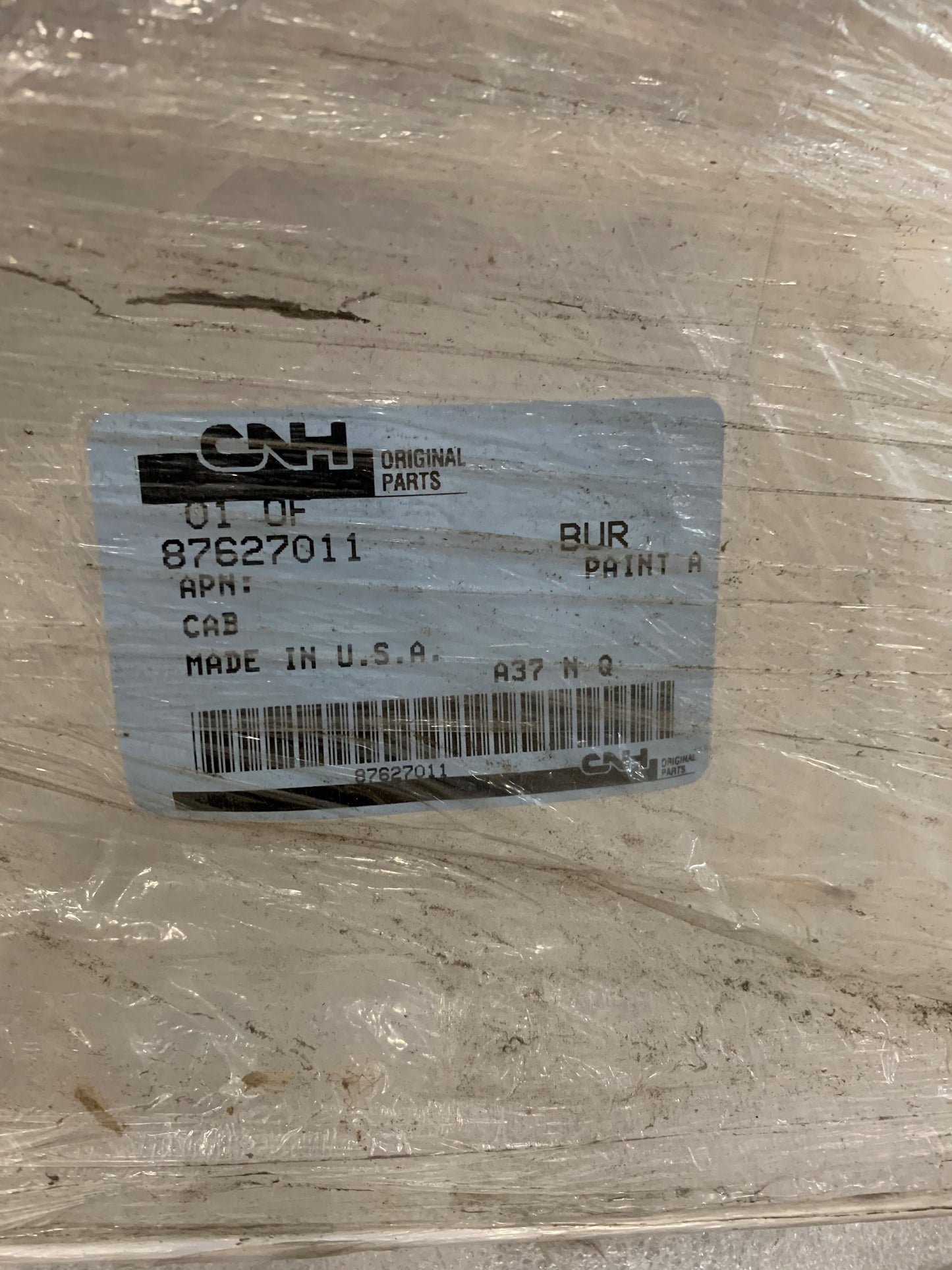 New OEM Genuine CNHi, Cab - Part # 87627011