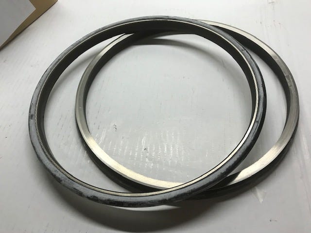New OEM Genuine CNHi, Gasket - Part # 8900134379