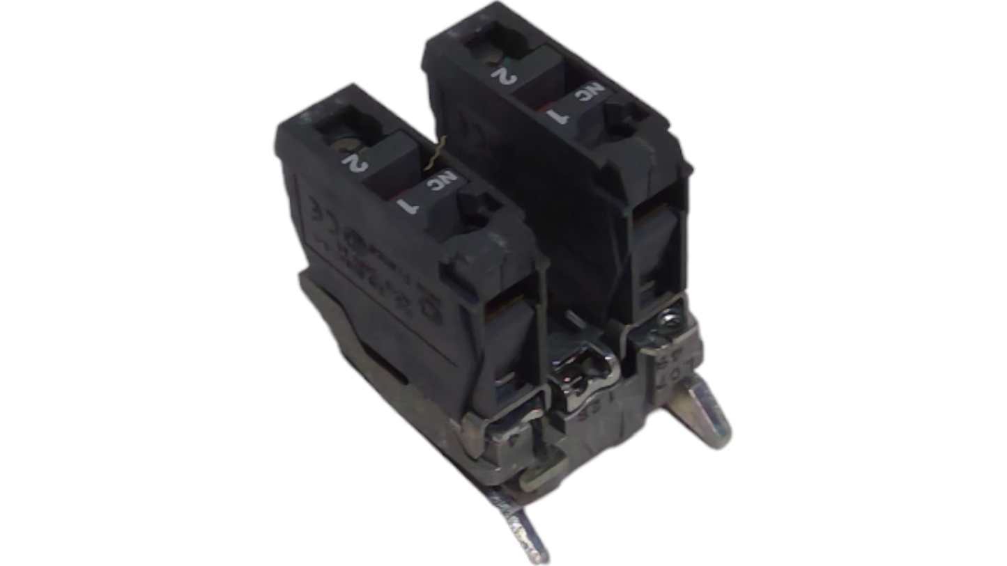 New OEM Genuine CNHi, Switch - Part # 89500426325