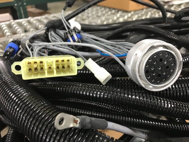 New OEM Genuine CNHi, Cable Electric - Part # 76090995