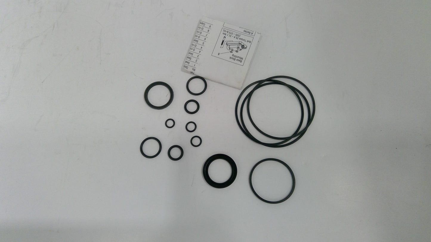 New OEM Genuine CNHi, Kit Seals - Part # 87585424