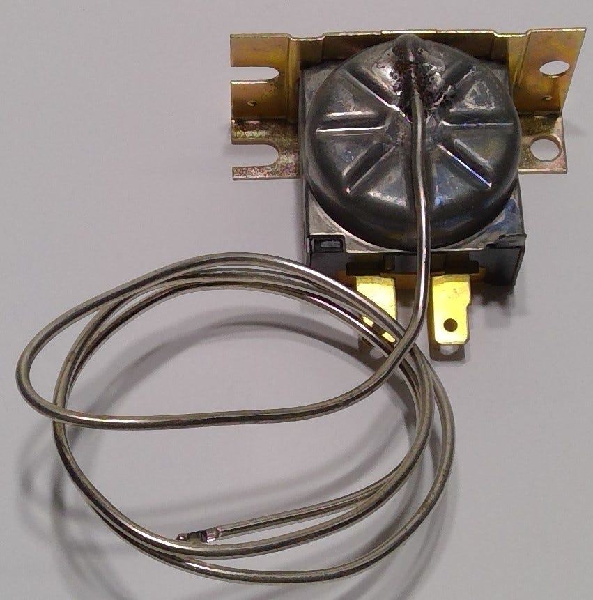 New OEM Genuine CNHi, Switch - Part # 87729103