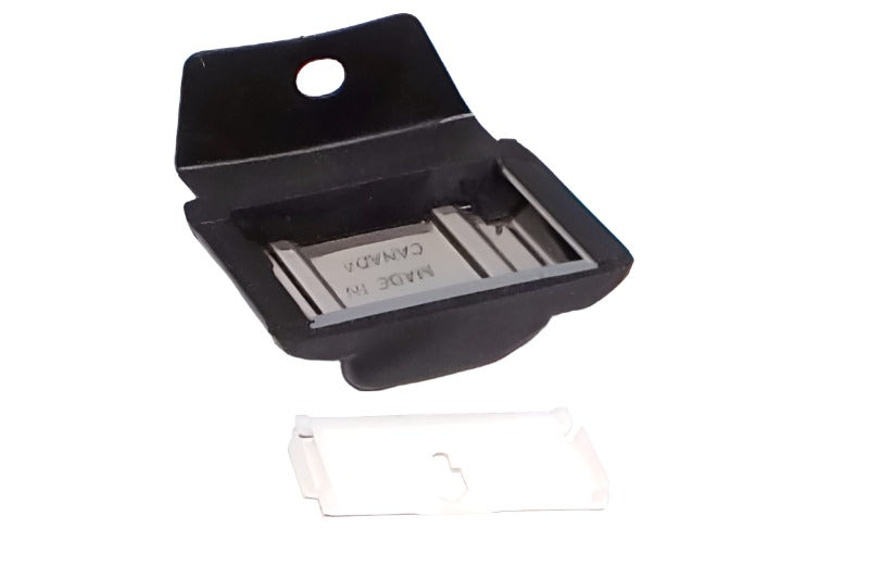 New OEM 1985-1987 Buick Right Rear Quarter Upper Body Center Molding, Part # 20498630