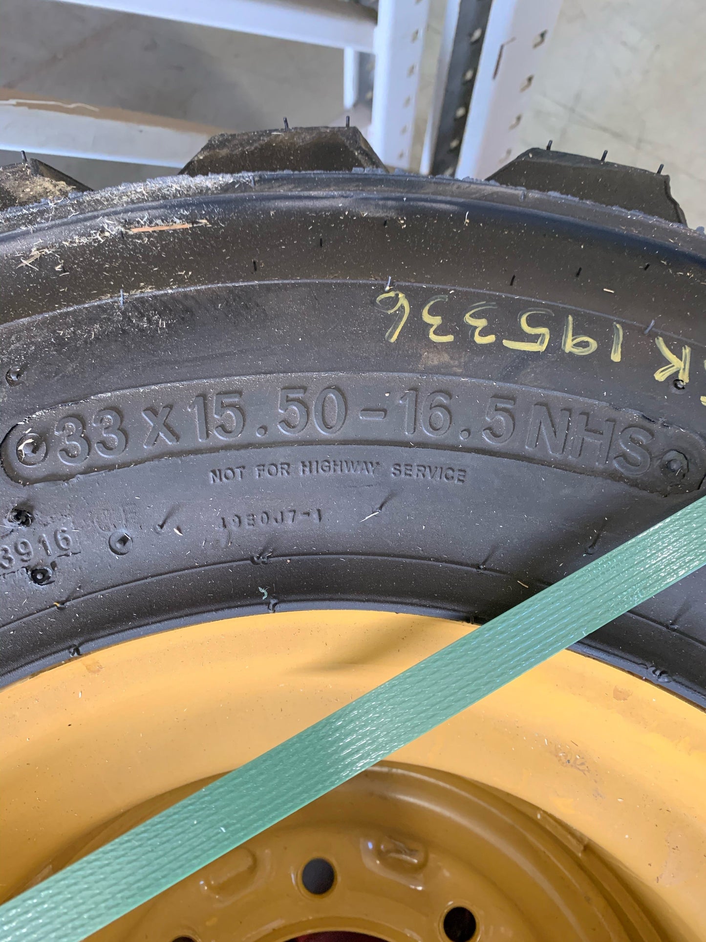 New OEM Genuine Caterpillar, Tire Gp & Ri - Part # 1995439