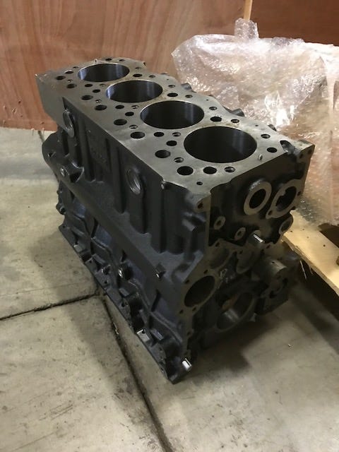 New OEM Genuine Caterpillar, Crankcase As - Part # 3280732