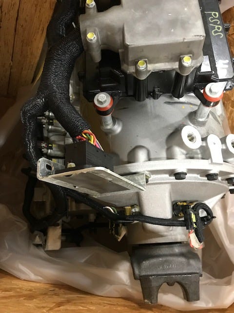 New OEM Genuine Caterpillar, Xmsn Ar Comp - Part # 3519270