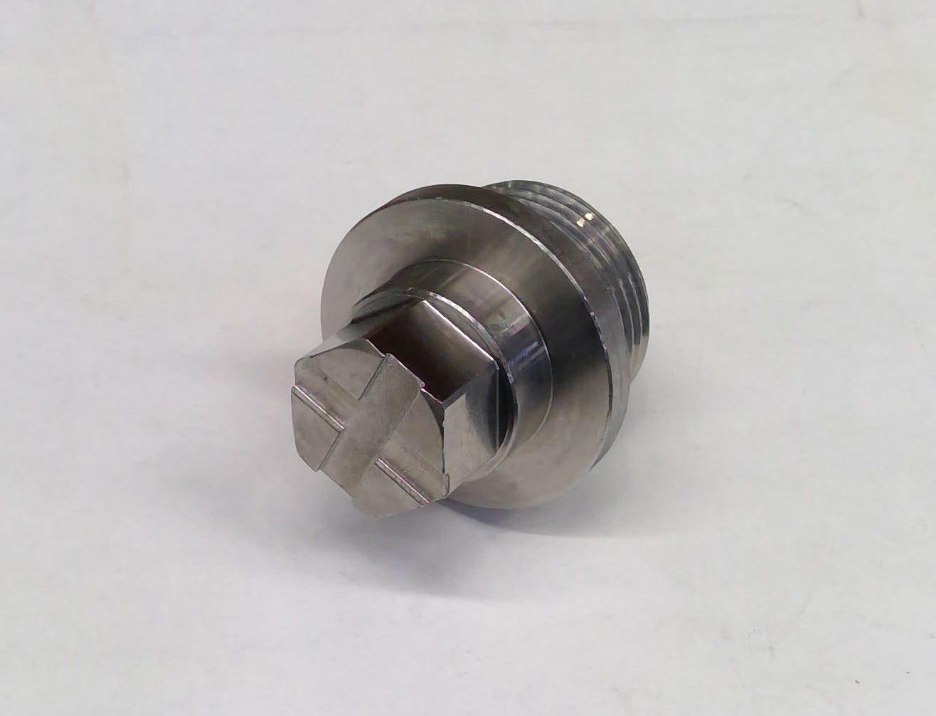 New OEM Genuine Caterpillar, Plug Swg Pri - Part # 3527034