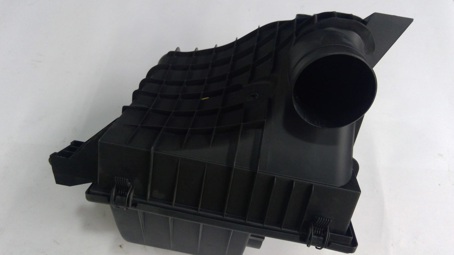 New 2003 Fits Chrysler Sprinter 2500 Air Cleaner - Part # 5103611AA