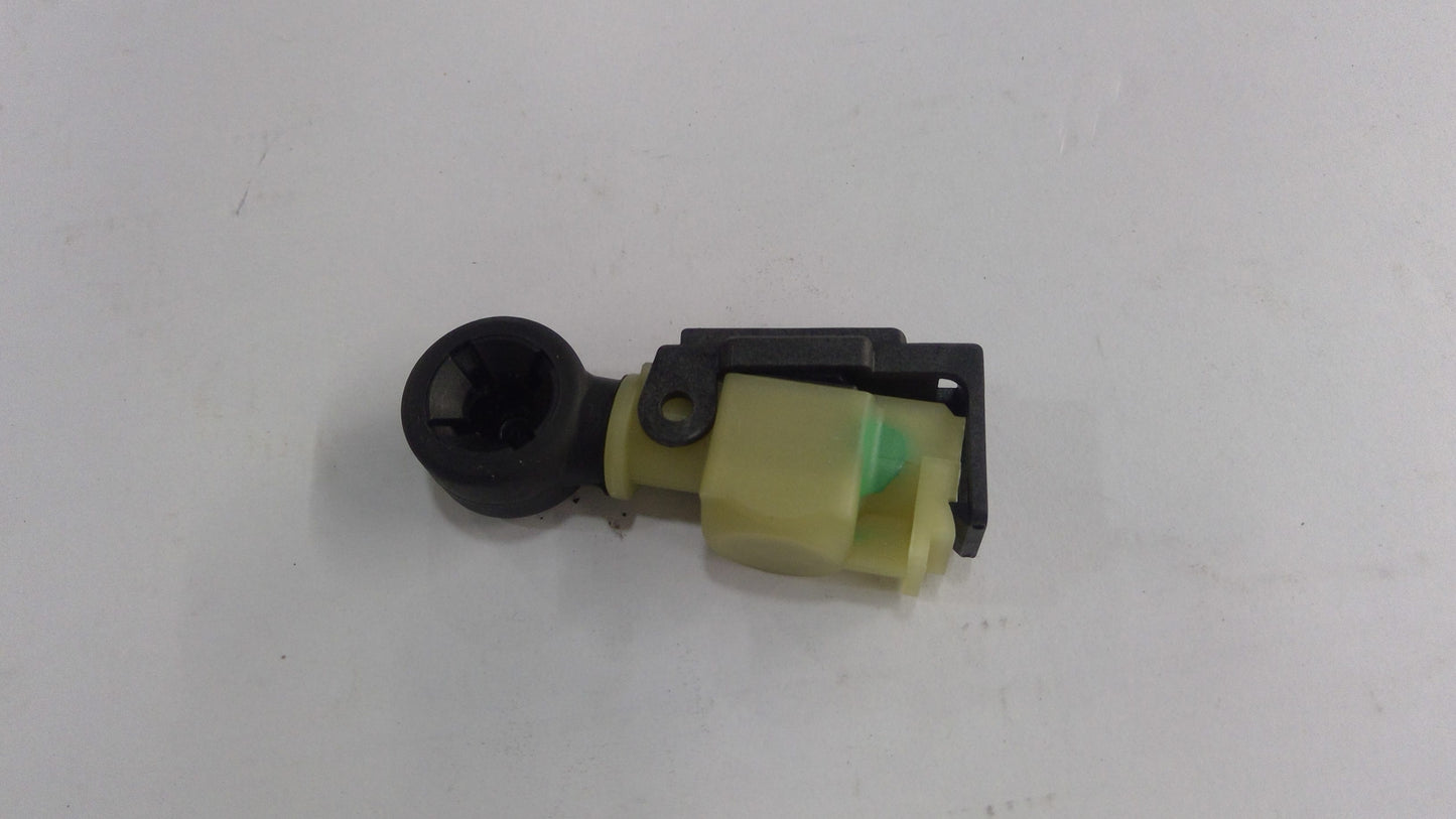 New 2002-2006 Fits Chrysler Sprinter 2500 Retainer-Transmission Control Shift - Part # 5104044AA