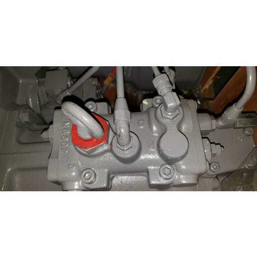 New OEM Genuine John Deere Hydraulic Pump, Part # 9169055