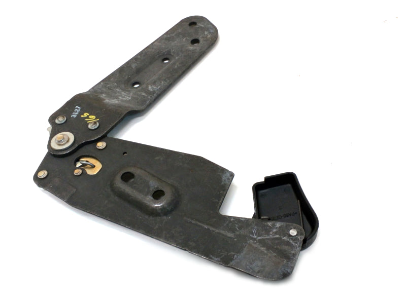 NEW OEM 2009-2010 Ford F-150 Front Center Seat Latch Mechanism, Part # 9L3Z-16645A04-A