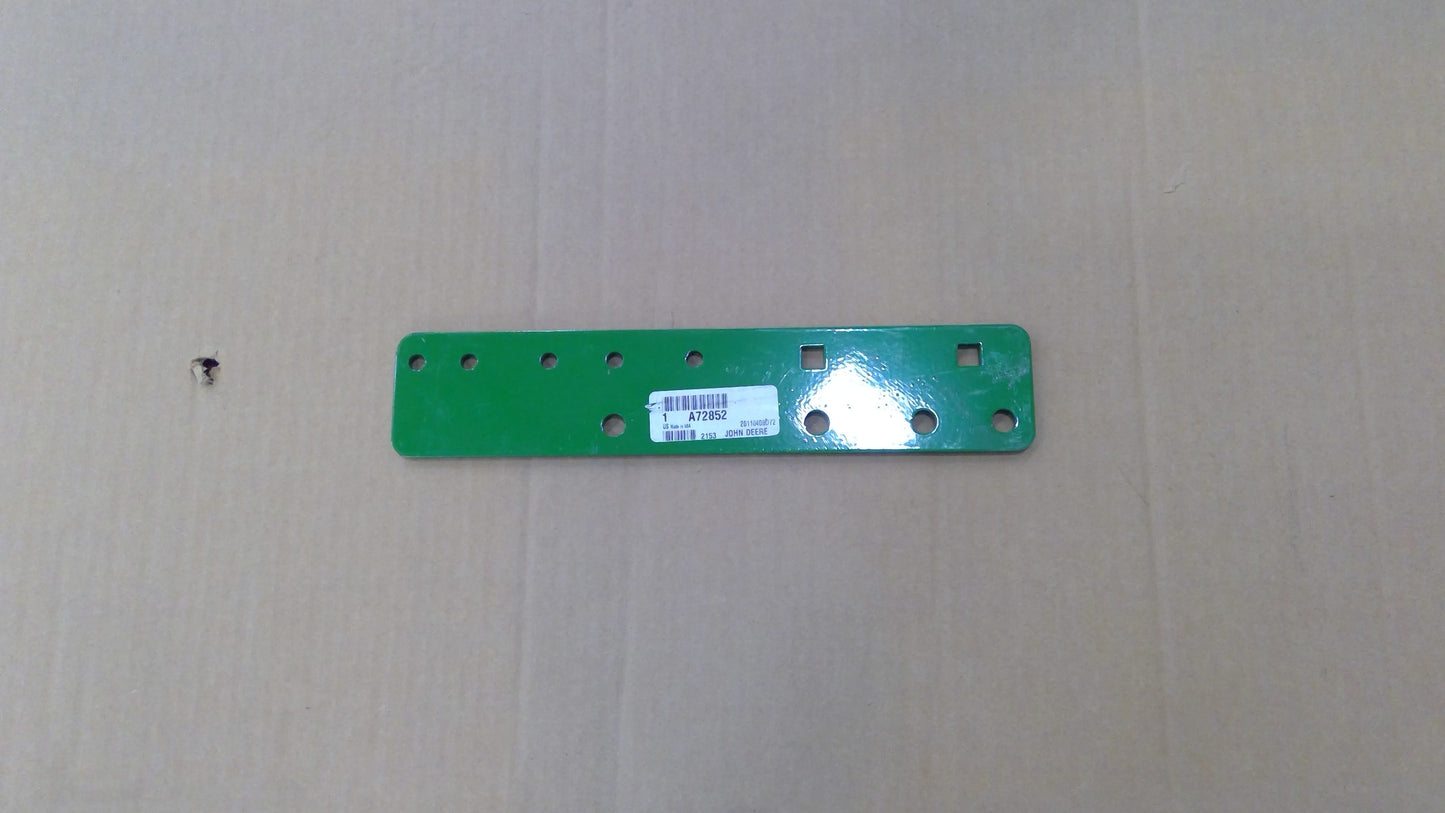 New OEM Genuine John Deere Plate, Part # A72852